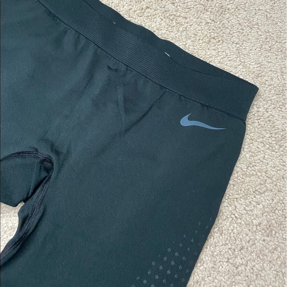Black Nike Pro Leggings